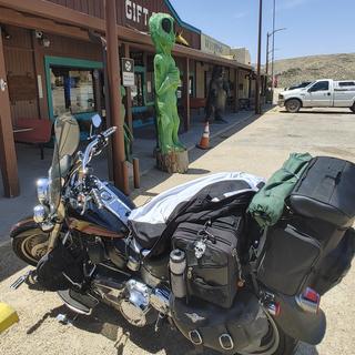 Saddlemen TS3200DE Deluxe Cruiser Tail Bag | JPCycles.com