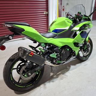 Akrapovic Slip-On Exhaust Kawasaki Ninja 400 / Z400 / Ninja 500