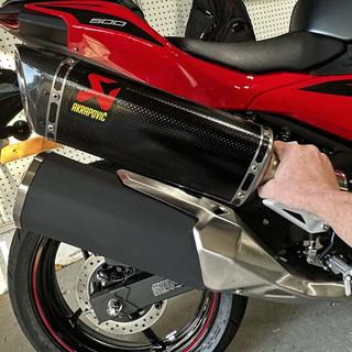 Akrapovic Slip-On Exhaust Kawasaki ZX6R / ZX636 2009-2026