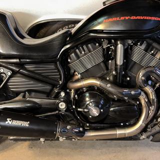 Akrapovic Open-Line 2-Into-1 Exhaust System For Harley V-Rod