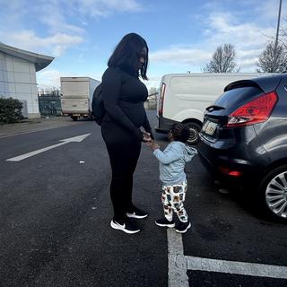 Ingediend door DeborahIliya2b5cdd6712b64da5a16f89a3a5784a4d