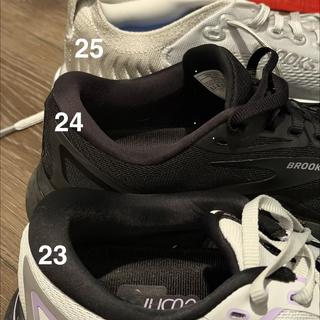 Brooks Adrenaline GTS 25 Wide schoenen