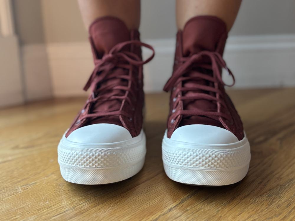 Love these versatile high top sneakers!