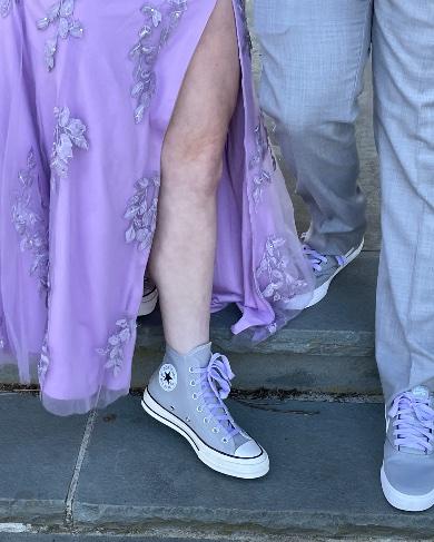 Love the color options. Wore to prom.