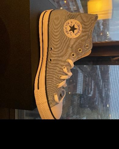 Awesome fit love the colors I’ve been wearing converse as a kid since 1970