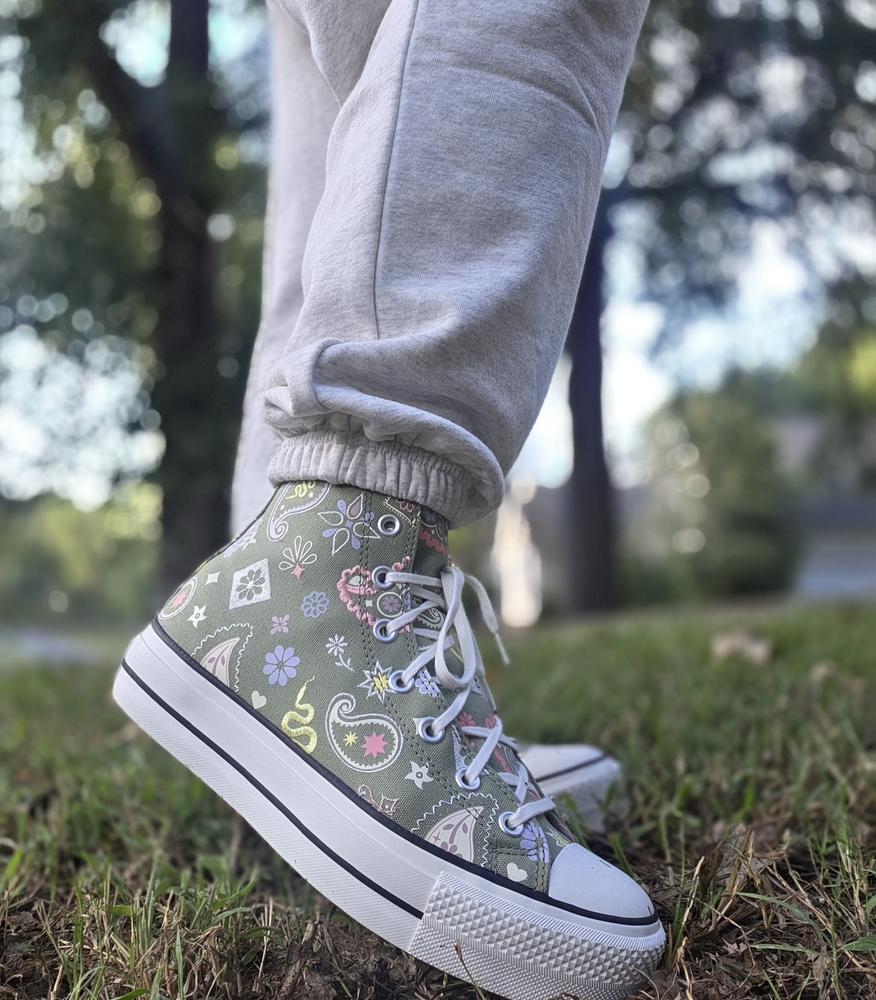Cute and comfortable Chucks!!