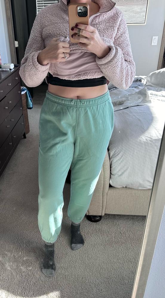 Overall these sweatpants are great! The fabric is soft but heavier which makes for the ultimate loungewear and for wearing over shorts to the gym. I got them in a dusty green cover which I loved as well since most of my other sweats are black, these are a nice change. Loved that they have the normal front pockets that’s all sweats have, but then there is a back pocket that zips and also lays flat!  The one thing I would change is that they did seem a little short for those that are tall.  I’m 5’11” and got a size Large and I hey seem about an inch or so shorter than other pants I have which is why I took off one star for the rating.