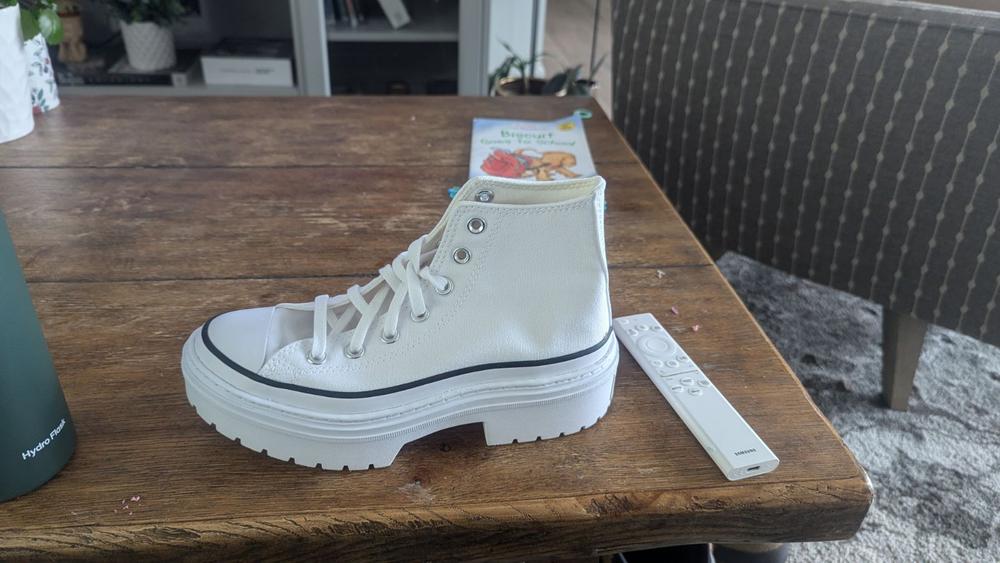 These Chuck Taylor Lug  Platforms are so cute and fun. The shoe size was true to size for my foot. I enjoyed wearing these with my wide leg pants and they elevated my outfit. I liked that the shoes had a platform and found that it was fun and comfortable to wear. 
The fabric and color is the perfect everyday style to wear many different ways. Great style for a fun and easy update to any look. A perfect addition to my shoe collection. A definite statement shoe that is fun and easy to wear.. I would like to see the shoe offered in a fun bright color to add more flair  to my options when styling.