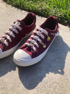 Dainty Customizable Look