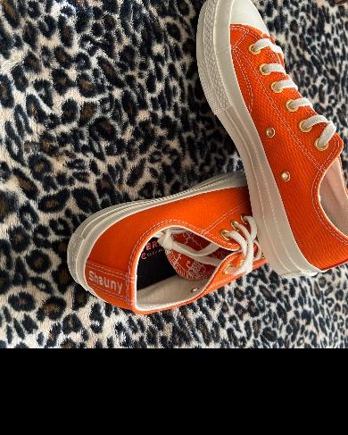 I love the look I created as well as the comfort of the shoe.  I will be ordering more.
