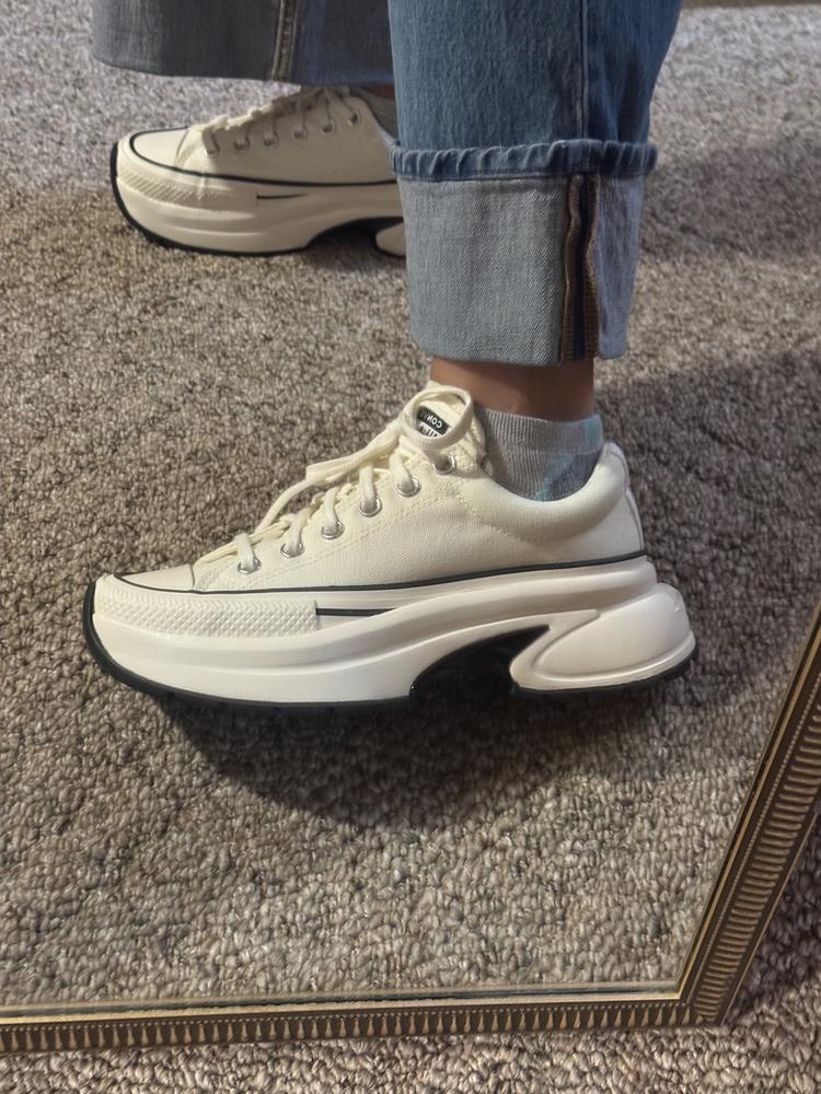 Trendy Sneakers