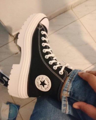 They are very comfortable, they look beautiful on them, I loved them