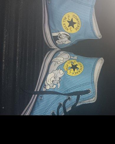 Feel the bounce walking, added ankle support and eye catching looks. Ready to wear for years.