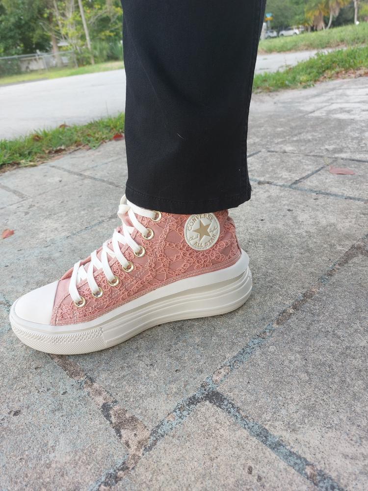 converse dusty rose