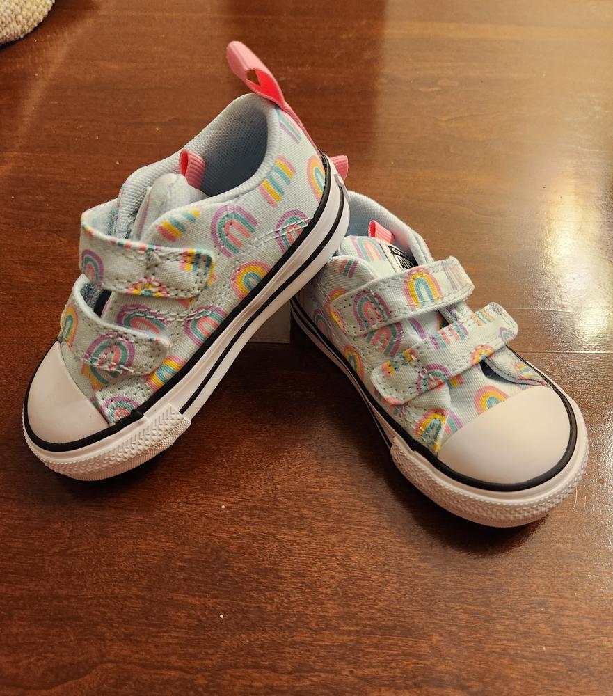 Converse all stars baby shoes, an "all star" buy