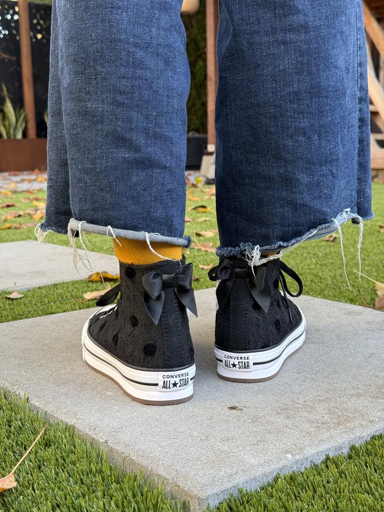 On trend, comfortable and stylish!