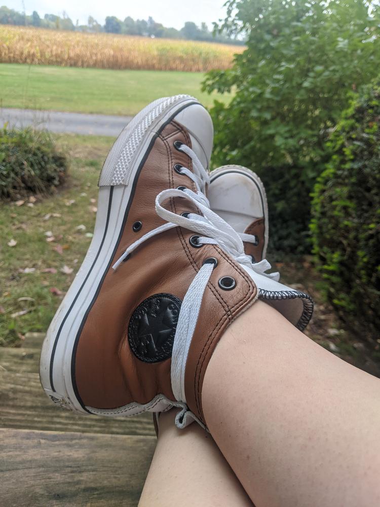 These are probably my favorite All-Star shoes yet! (and I've owned quite a few!) I wasn't sure what I'd think about the wrap-around laces at first, but I love how well they hug my ankles. The soft lining on the inside is so snug and cozy. And I GOT TO PICK THE COLORS! The dark shades to choose from go with just about everything I own. I couldn't be happier with them!
