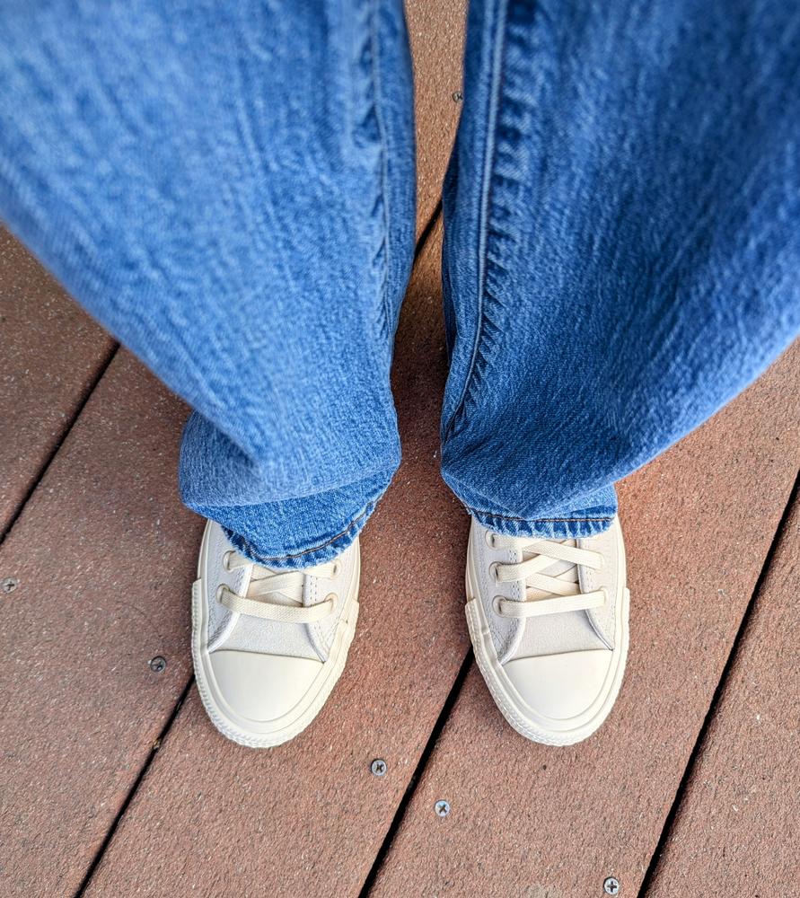 Perfect Sneakers for Transitioning into Fa;;