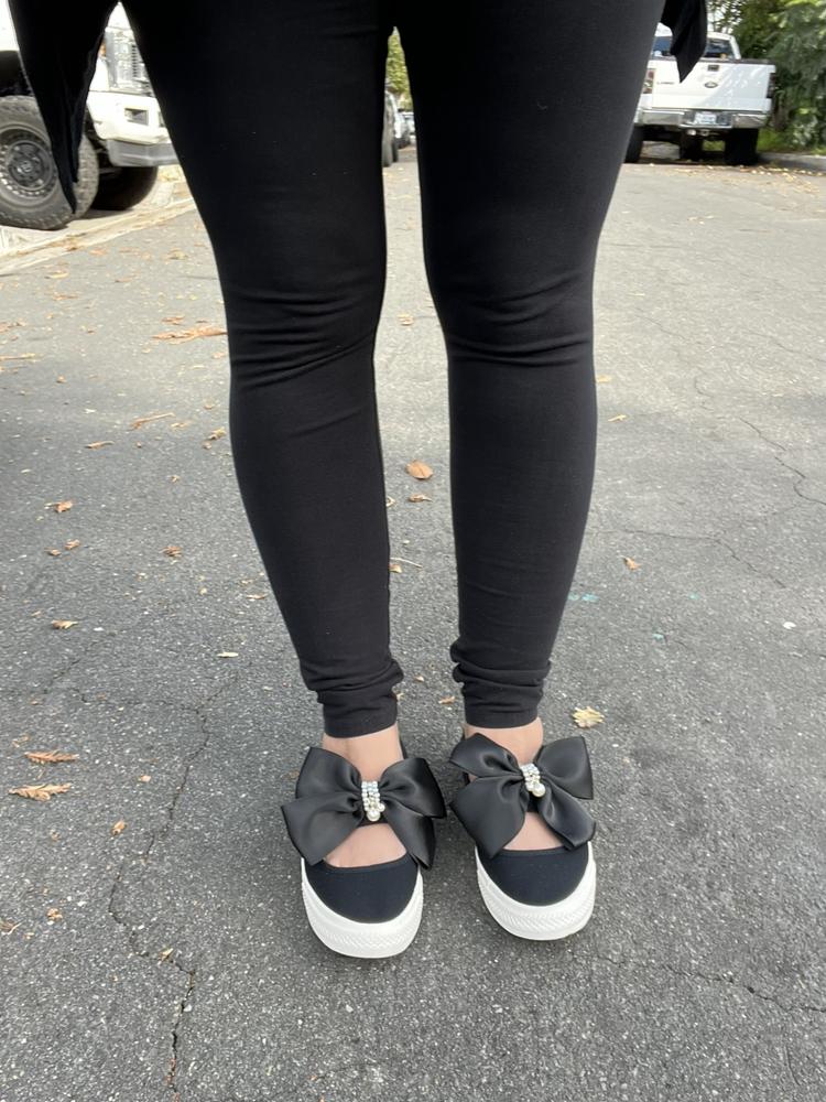 Spunky Chic: Dance Through Life with These Stylish Flats