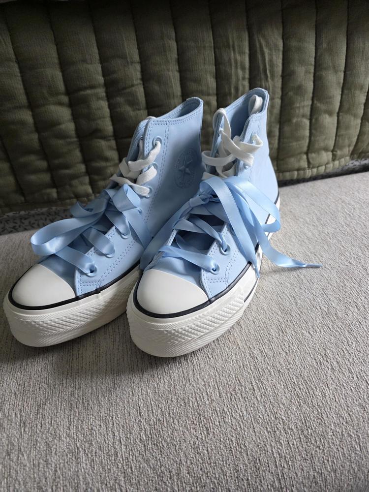 Chuck Taylor All Star Lift Platform Peached Canvas Shoes