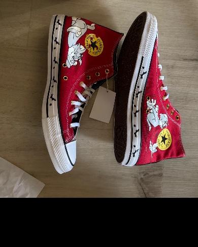 Haven’t worn them out yet but the other one I have are comfortable