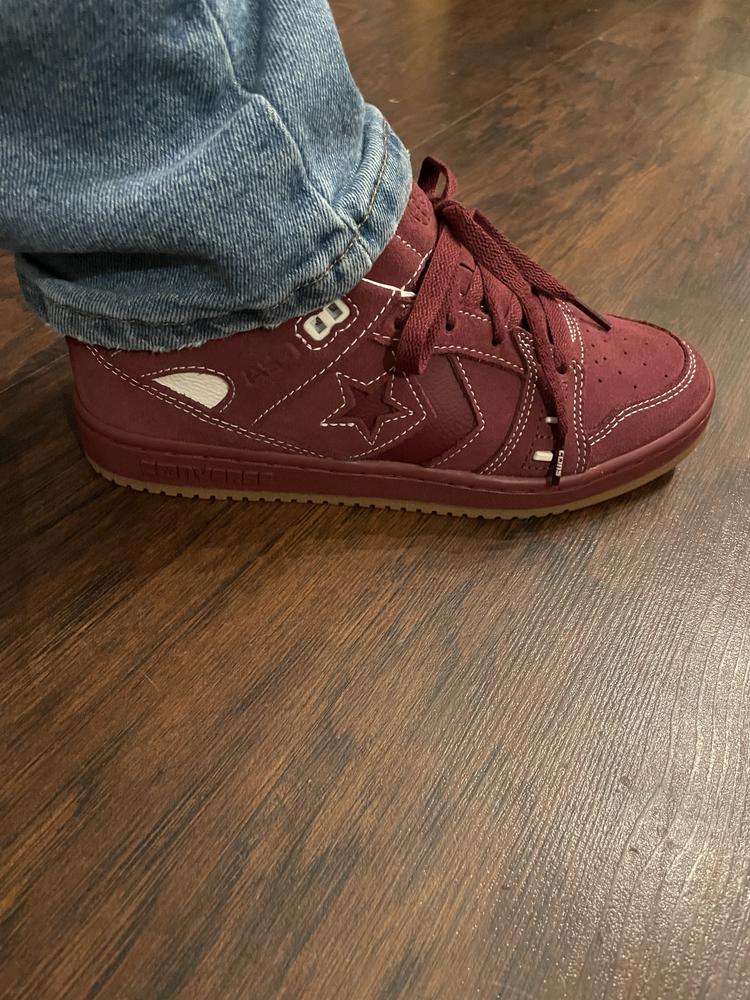 My son and I really like the everyday style of these shoes. My son instantly fell in love with them and he was excited that he could change the color of the laces. While he likes the way they feel as in he’s comfortable wearing them throughout the school day he did complain about the fit. He must have inherited my wide feet because he said that they’re tight on the sides. I knew exactly what he meant. It’s really hard to find shoes offered in a wide and it shouldn’t be necessary to go up multiple sizes to get a better fit around the toes. The design is very sleek and perfect for all genders. The outer material is suede which he likes the feel of but as a parent you know they don’t wear well in the rain. He likes the look of the white faux leather inside but it’s not the nicest feeling on the back of the ankle while doing strenuous activities (running in gym class). He likes the material most and would like wides offered in more styles. Overall he likes them and now I want a pair too!