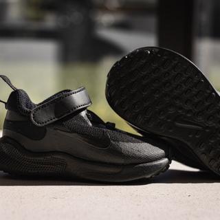 Enviado por Nike Revolution 7 TDV