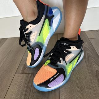 Enviado por Nike Solar Chase Men's Dri-FIT ADV