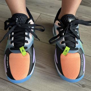 Enviado por Nike Solar Chase Men's Dri-FIT ADV