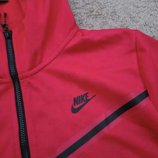Enviado por Angel3b84016cfc56413b8ce46e6d393f4326