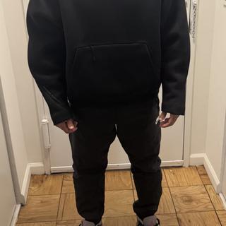 Enviado por Tech Fleece
