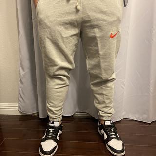 Enviado por Jordan women oversize shorts