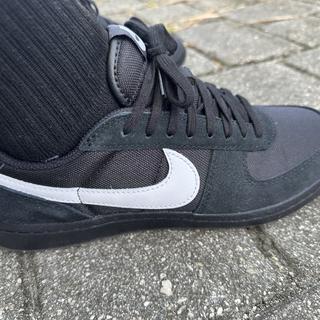 Enviado por Nike Field General Sneakers