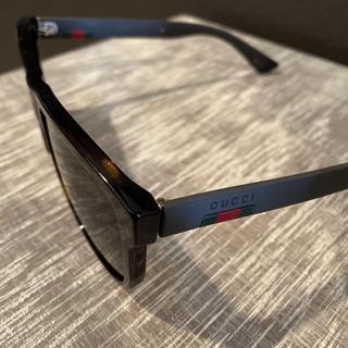 Gucci GG0010S