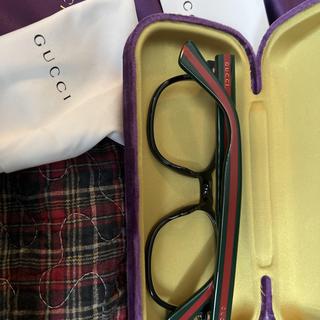 Gucci GG0927O