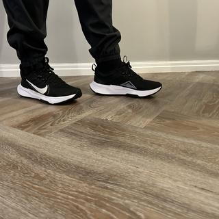Submitted by Swoosh woven track jacket