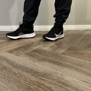Submitted by Swoosh woven track jacket