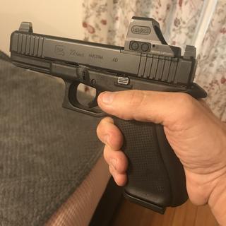 トイガン GLOCK 22 Glock G22 Gen 5 .40SW Pistol 15+1 4.49