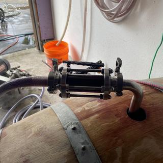 Racking wand with sight glass