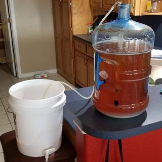 Bottling bucket transfer