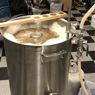 The Perfect solution for circulating the wort, keeping the temperature at target easily.