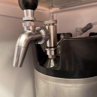 Works great for my 2.5 gal seltzer water dispenser set up. Slows 32 psi down to nice pouring levels.