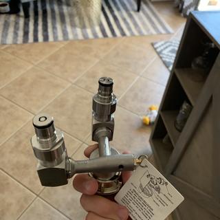 Elbow bends make it perfect for all commercial keg sizes