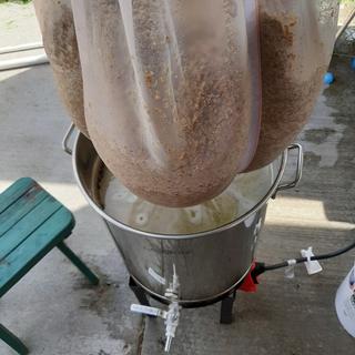 30lbs of grain plus over 10 lbs of squash.