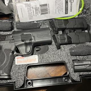 Smith & Wesson M&P 9 M.20 Carry And Range Kit 9mm Luger 4.25in Stainless Pistol - 10+1 Rounds
