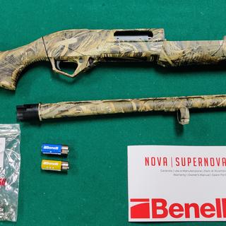 Benelli SuperNova 12 Gauge 3-1/2in Blued Pump Shotgun - 28in