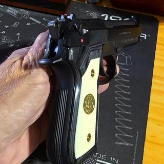 Beretta M9 9mm Luger 4.9in Black Bruniton Pistol - 15+1 Rounds