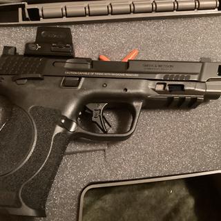 Smith & Wesson Performance Center M&P 10mm M2.0 10mm Auto 5.6in Stainless Steel w/ Armornite Pistol - 15+1 Rounds