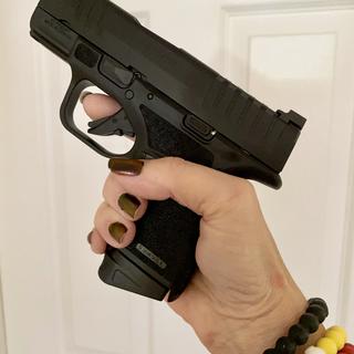 Springfield Armory Hellcat 9mm Luger 3in Black Pistol - 13+1 Rounds