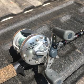 Abu Garcia Ambassadeur S Round Casting Reel - Size 5500, Right Retrieve